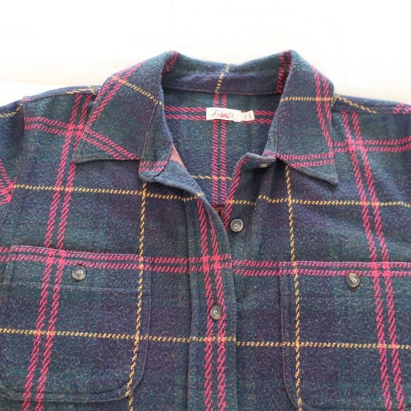 Faherty Navy and Pink Plaid Button Down Shirt - Picture 3 of 9